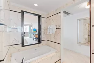 4391 Collins Ave, Miami Beach, FL 33140 - Photo 21