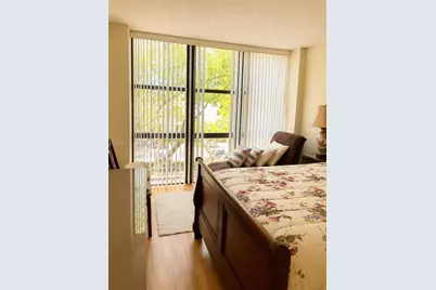 17021 N Bay Rd #318, Sunny Isles Beach, FL 33160 - Photo 9