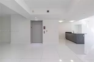 1010 Brickell Ave, Miami, FL 33131 - Photo 9