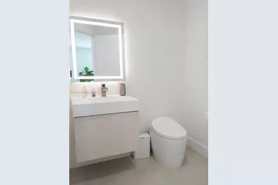 1900 N Bayshore Dr #5004, Miami, FL 33132 - Photo 21