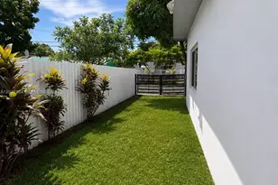 525 NW 23rd Ave, Miami, FL 33125 - Photo 33
