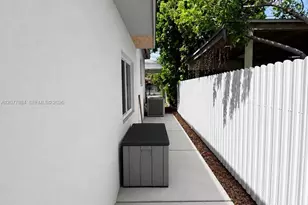 525 NW 23rd Ave, Miami, FL 33125 - Photo 33