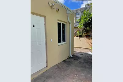 1642 Polk St #C, Hollywood, FL 33020 - Photo 13