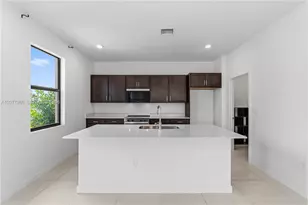 1325 NE 2nd Ct, Homestead, FL 33033 - Photo 17