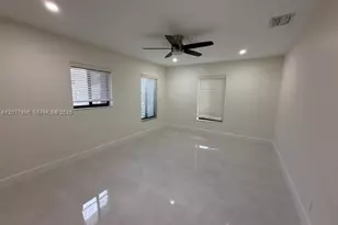 1721 NE 48th Ct, Fort Lauderdale, FL 33334 - Photo 5