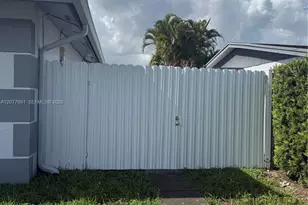 13410 SW 81st St, Miami, FL 33183 - Photo 3