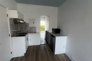 1455 Michigan Ave, Miami Beach, FL 33139 - Photo 11