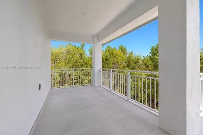 31441 Avenue F, Big Pine, FL 33043 - Photo 5
