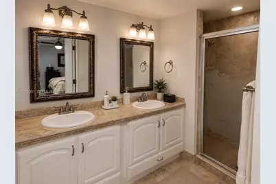 1200 SW 118th Ter #1200, Davie, FL 33325 - Photo 19