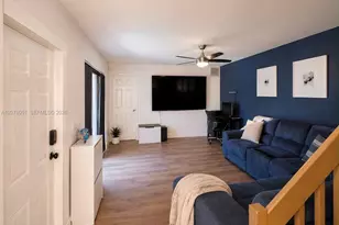 1200 SW 118th Terrace, Davie, FL 33325 - Photo 1