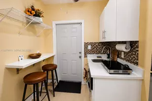 7972 La Salle Blvd, Miramar, FL 33023 - Photo 3
