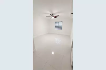640 E 42nd St #0, Hialeah, FL 33013 - Photo 5
