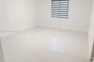 640 E 42nd St, Hialeah, FL 33013 - Photo 5