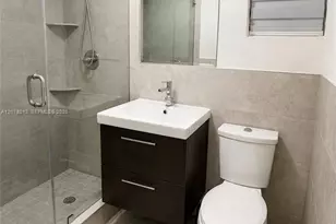 640 E 42nd St, Hialeah, FL 33013 - Photo 9