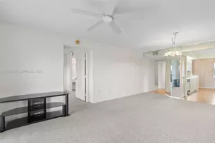 13705 SW 12th St, Pembroke Pines, FL 33027 - Photo 21