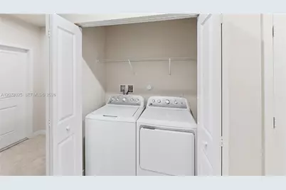 389 NW 10th Ct, Florida City, FL 33034 - Photo 17