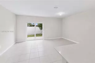 389 NW 10th Ct, Florida City, FL 33034 - Photo 5