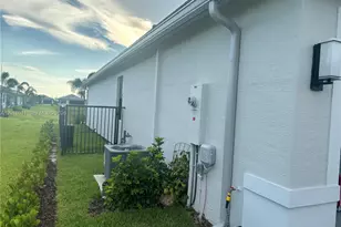 12712 SW Blue Mangrove Pkwy, Port Saint Lucie, FL 34987 - Photo 5