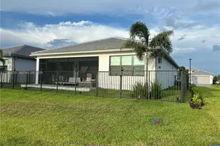 12712 SW Blue Mangrove Pkwy, Port Saint Lucie, FL 34987 - Photo 5