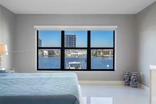 200 Golden Isles Dr, Hallandale Beach, FL 33009 - Photo 21
