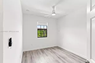 125 SE 34th Terrace, Homestead, FL 33033 - Photo 15