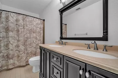 2426 NW 118th Ter, Coral Springs, FL 33065 - Photo 23