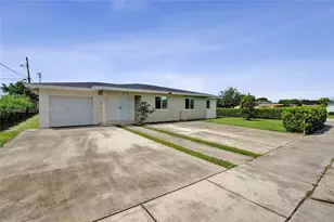 10770 SW 149th St, Miami, FL 33176 - Photo 1