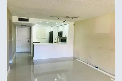 10625 SW 112th Ave #106, Miami, FL 33176 - Photo 3