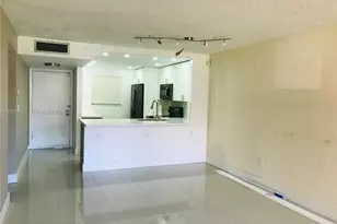 10625 SW 112th Ave, Miami, FL 33176 - Photo 3