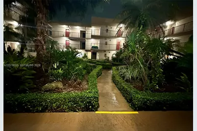 10625 SW 112th Ave #106, Miami, FL 33176 - Photo 5