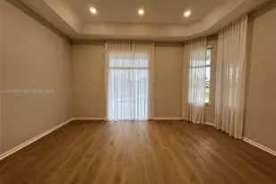 1360 Victoria Isle Dr, Weston, FL 33327 - Photo 25