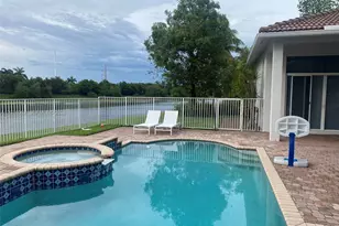 1360 Victoria Isle Dr, Weston, FL 33327 - Photo 21