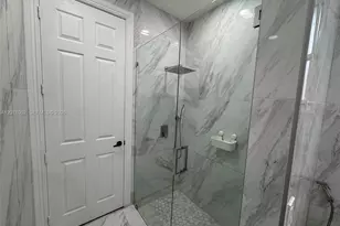 1360 Victoria Isle Dr, Weston, FL 33327 - Photo 53