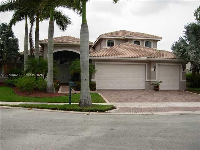 1360 Victoria Isle Dr - 1360 Victoria Isle Dr, Weston, FL 33327 Luxury Property | Jose Angel Pina