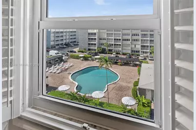329 SE 3rd St #501T, Hallandale Beach, FL 33009 - Photo 5