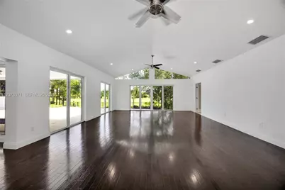 3709 Alhambra Ct, Coral Gables, FL 33134 - Photo 13