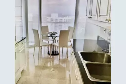 21055 Yacht Club Dr #2404, Aventura, FL 33180 - Photo 3