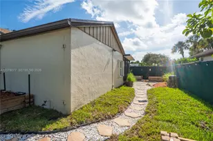 6526 Windsor Dr, Parkland, FL 33067 - Photo 33