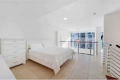 41 SE 5th St #408, Miami, FL 33131 - Photo 13