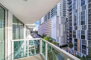 41 SE 5th St, Miami, FL 33131 - Photo 17