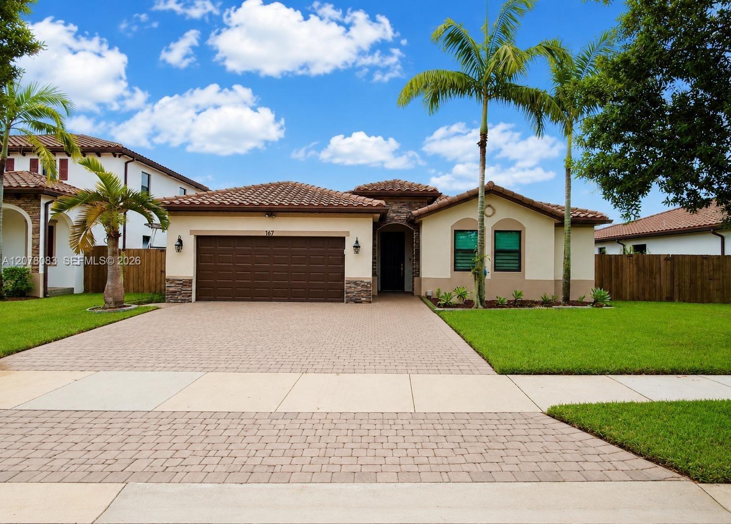 167 SE 24th Ave - 167 SE 24th Ave, Homestead, FL 33033 Luxury Property | Jose Angel Pina