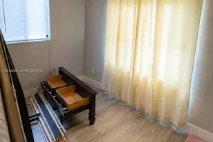 4017 SW 20th St, West Park, FL 33023 - Photo 7
