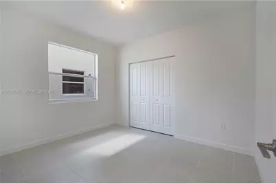 18672 SW 136th Ct, Kendall, FL 33177 - Photo 15