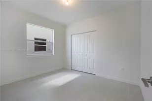 18672 SW 136th Ct, Kendall, FL 33177 - Photo 15