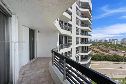 3400 NE 192nd St #1911, Aventura, FL 33180 - Photo 5