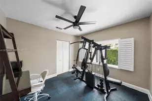 2400 Trapp Ave, Miami, FL 33133 - Photo 27