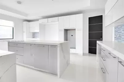 12890 NW 2nd St, Miami, FL 33182 - Photo 15