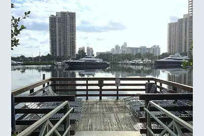 19901 E Country Club Dr #2405, Aventura, FL 33180 - Photo 33
