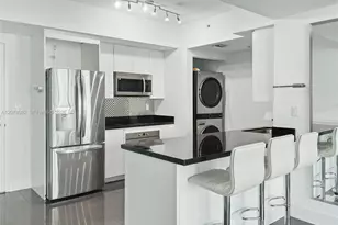 92 SW 3rd St, Miami, FL 33130 - Photo 13