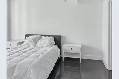 92 SW 3rd St #2602, Miami, FL 33130 - Photo 5